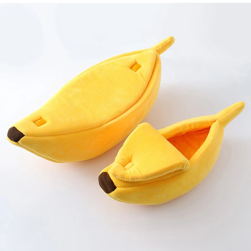 Cozy Banana Bed – Warm Pet House for Cats & Small Dogs, Plush Mat & Portable Kennel