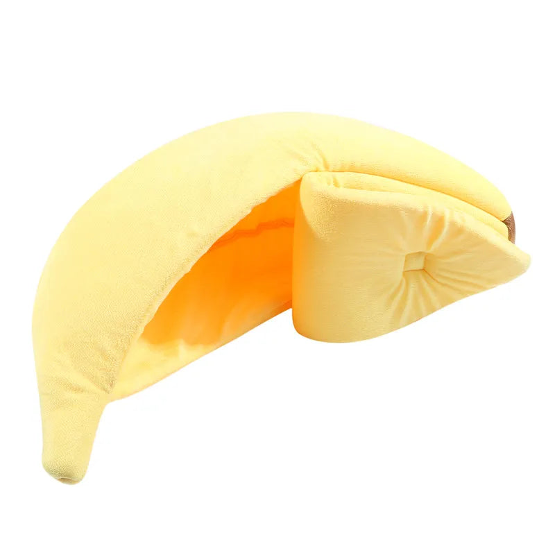 Cozy Banana Bed – Warm Pet House for Cats & Small Dogs, Plush Mat & Portable Kennel