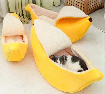 Cozy Banana Bed – Warm Pet House for Cats & Small Dogs, Plush Mat & Portable Kennel