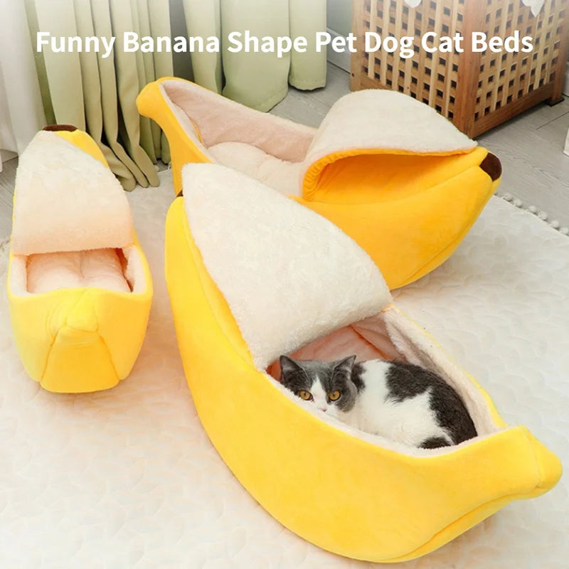 Cozy Banana Bed – Warm Pet House for Cats & Small Dogs, Plush Mat & Portable Kennel